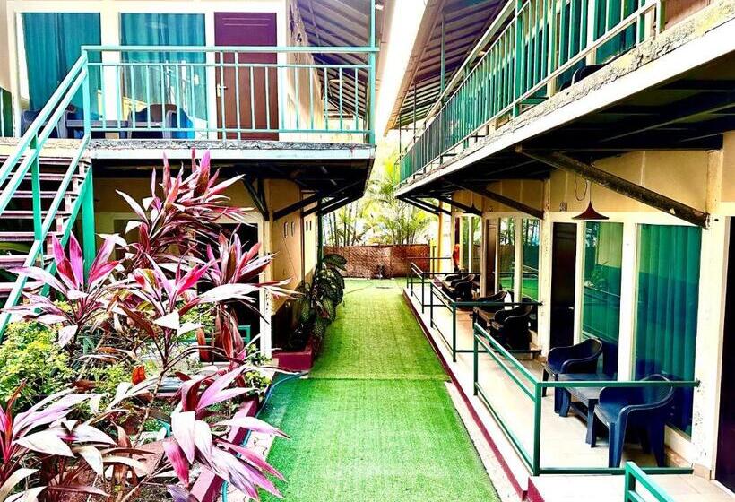 Fabhotel Moon Bliss Beach Resort