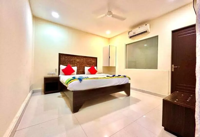 Fabhotel Moon Bliss Beach Resort