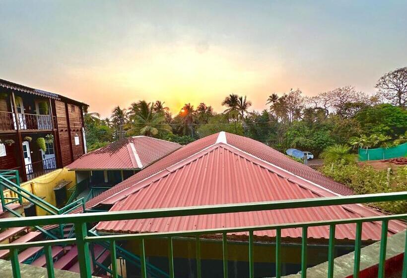 Fabhotel Moon Bliss Beach Resort