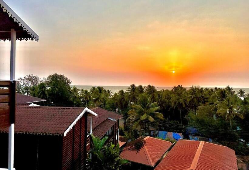 Fabhotel Moon Bliss Beach Resort