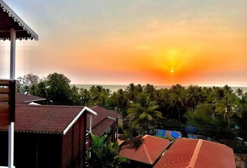Fabhotel Moon Bliss Beach Resort