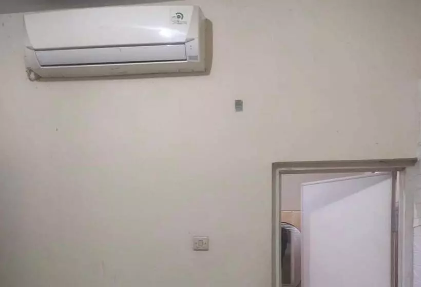 Hotelli Oyo 93836 Budi Residence 1