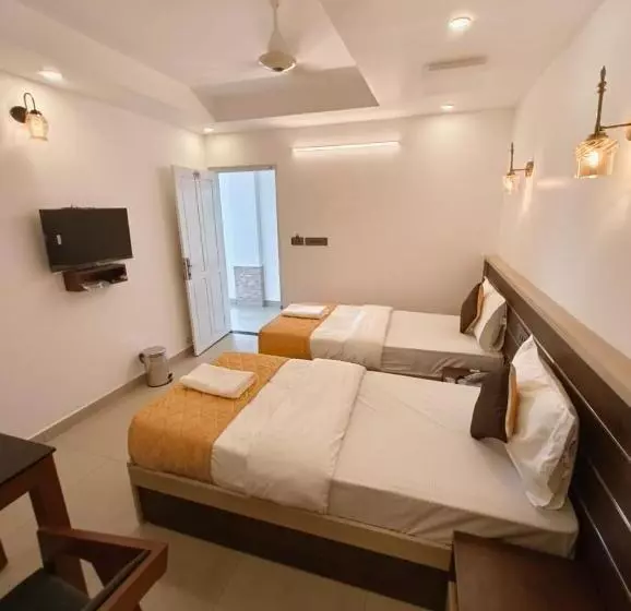 Hotelli Paul Residency