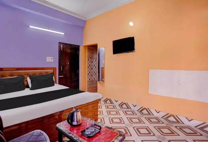 Hotelli O Om Palace & Banquet Hall