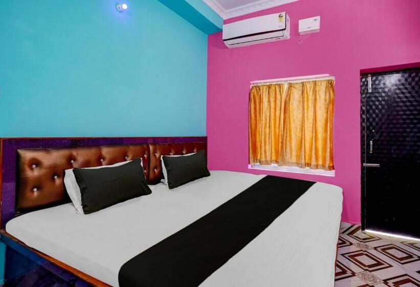 ホテル O Om Palace & Banquet Hall