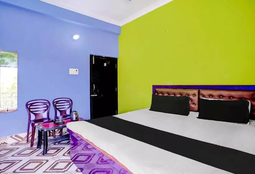 Hotelli O Om Palace & Banquet Hall