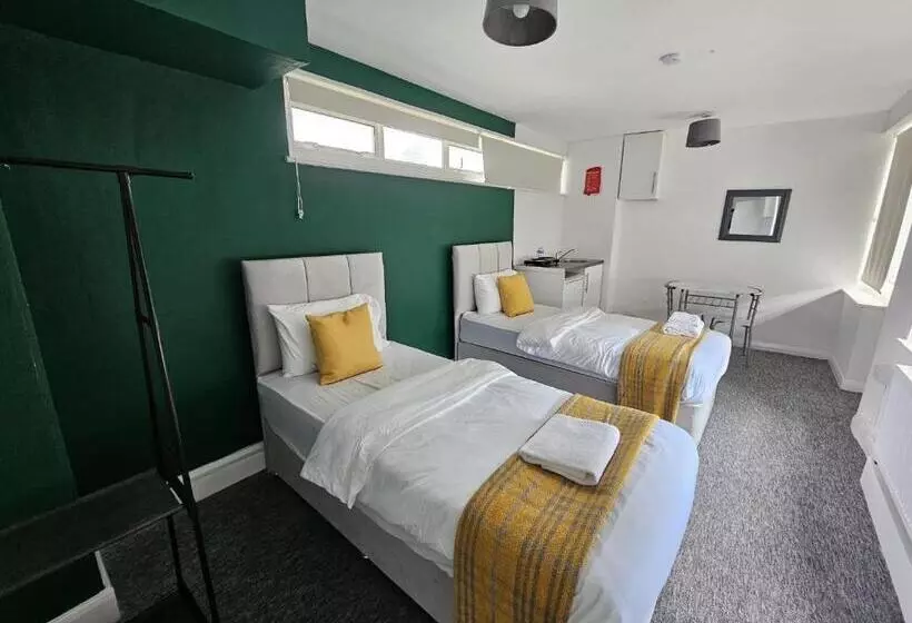 ペンション Livestay Affordable En Suite Studio Rooms In London, N14
