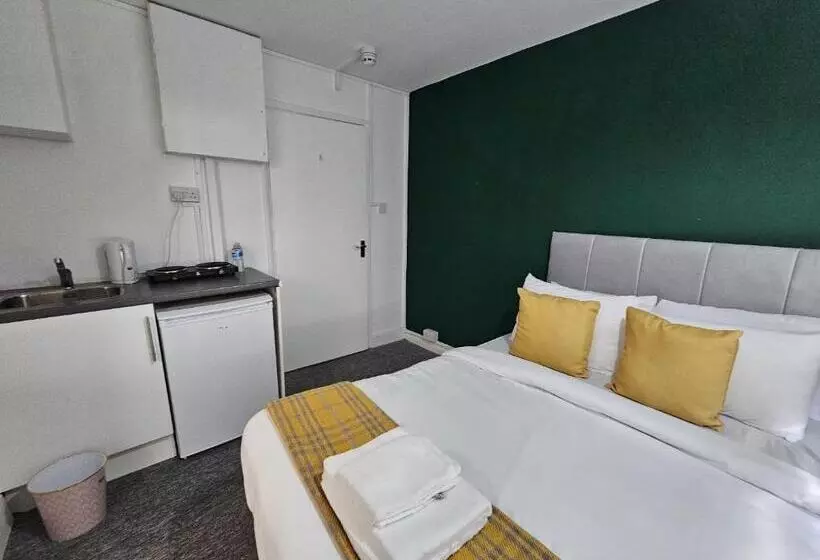 ペンション Livestay Affordable En Suite Studio Rooms In London, N14