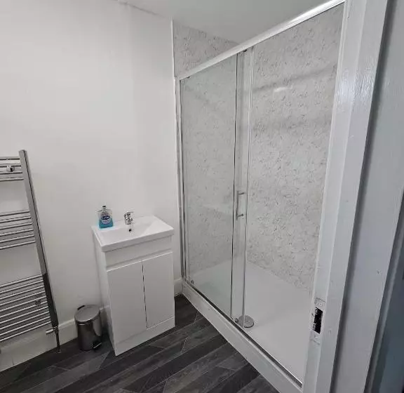 ペンション Livestay Affordable En Suite Studio Rooms In London, N14
