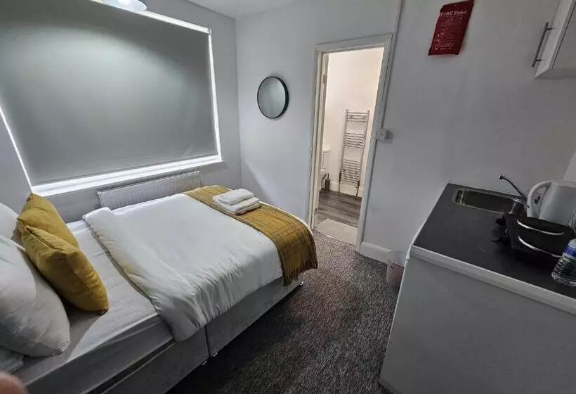 ペンション Livestay Affordable En Suite Studio Rooms In London, N14