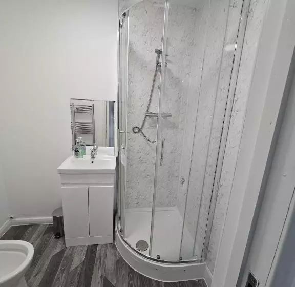 ペンション Livestay Affordable En Suite Studio Rooms In London, N14