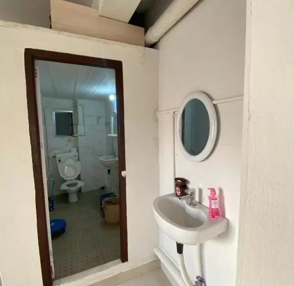 پانسیون Aizawl Homestay