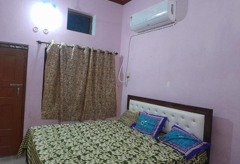 Pensjonat Ram Priya Gest House 5 Mint Waking Ram Mandir