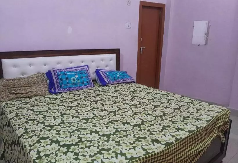 Majatalo Ram Priya Gest House 5 Mint Waking Ram Mandir