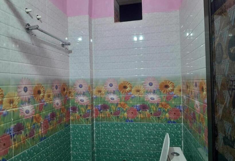 Pensjonat Ram Priya Gest House 5 Mint Waking Ram Mandir