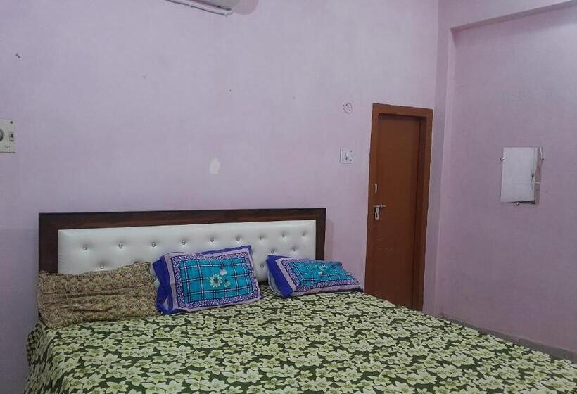 Pensjonat Ram Priya Gest House 5 Mint Waking Ram Mandir