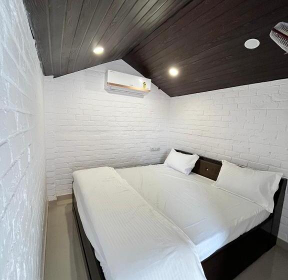 Pensjonat The Royal Hut