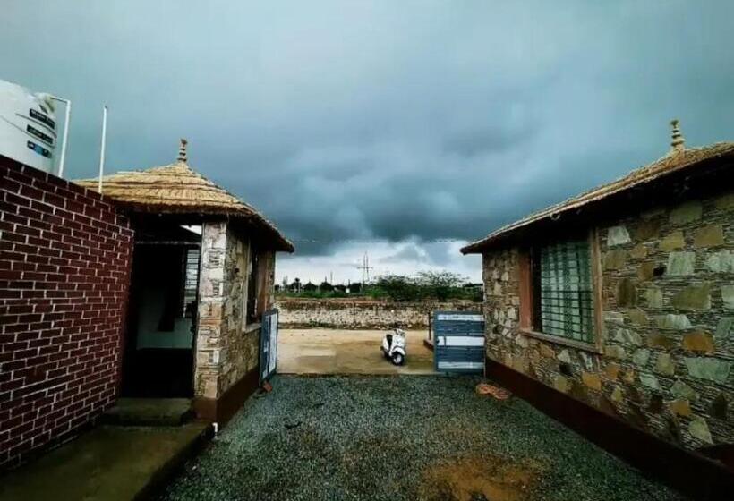 Pensjonat The Royal Hut