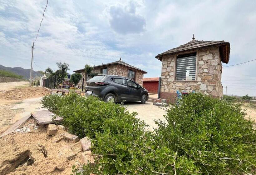 Pensjonat The Royal Hut