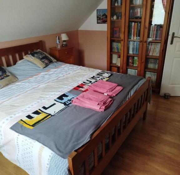 민박 Chambre Rouge Dans Maison Avec Parking