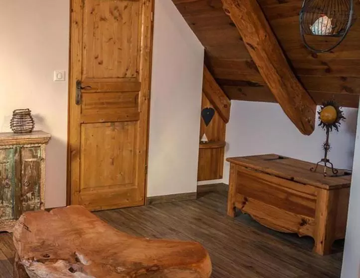 Aamiaismajoitus (B&B) Chambres D Hôtes Les Violles