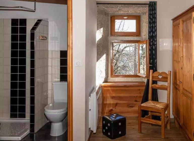 Aamiaismajoitus (B&B) Chambres D Hôtes Les Violles