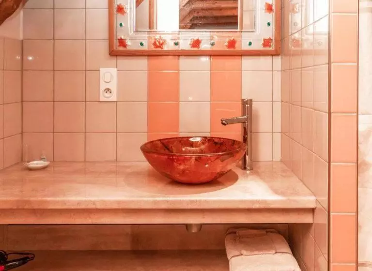 Aamiaismajoitus (B&B) Chambres D Hôtes Les Violles