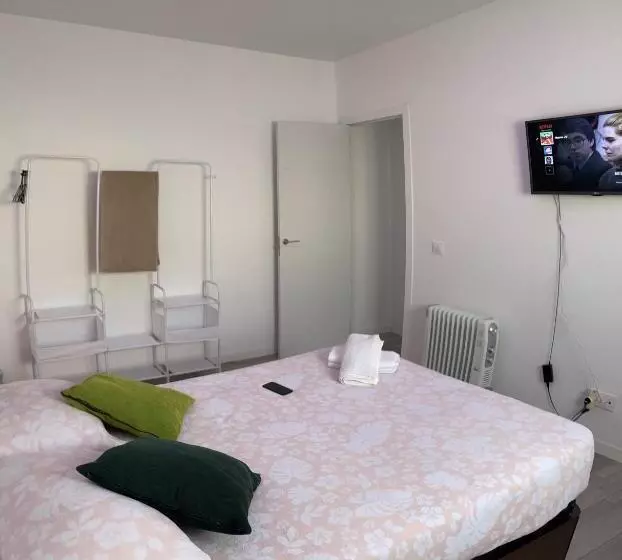 Bed & Breakfast Home Jv 1