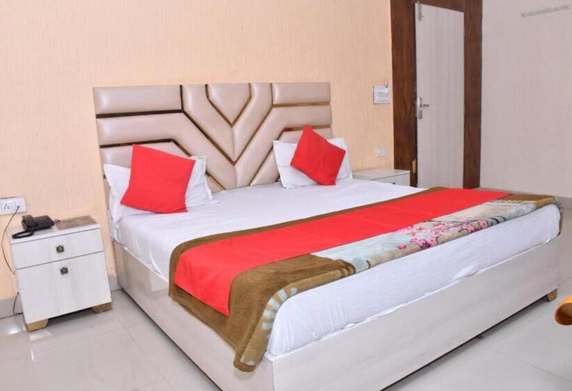 Hotell Adarsh Residency
