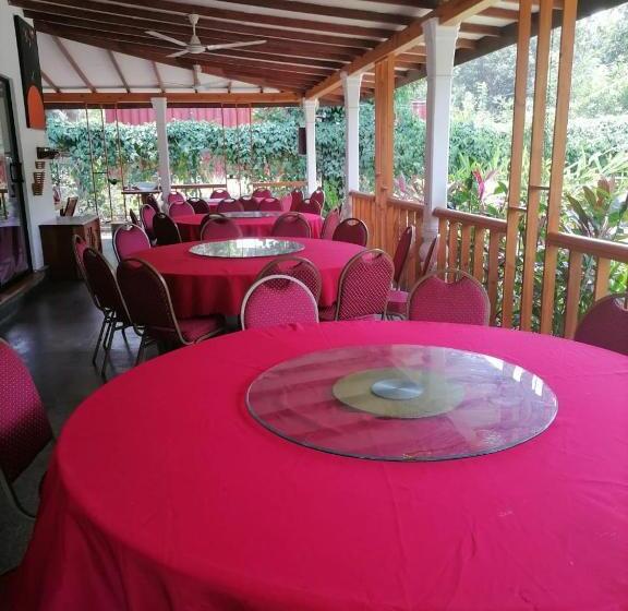 Hôtel Chill N Chillltd