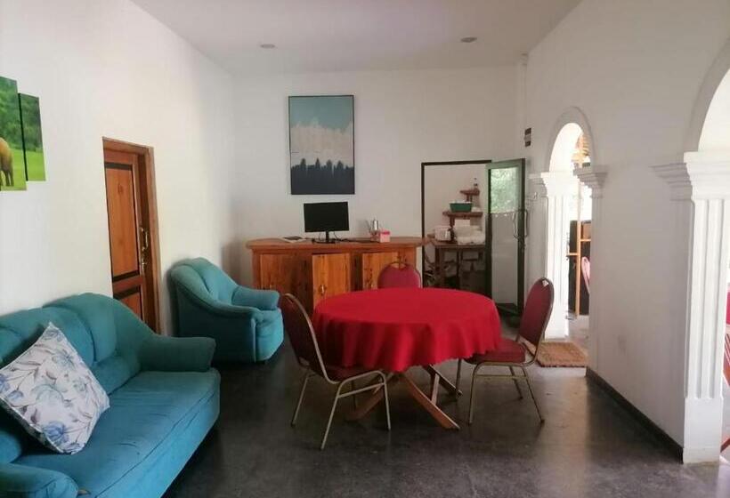 Hôtel Chill N Chillltd