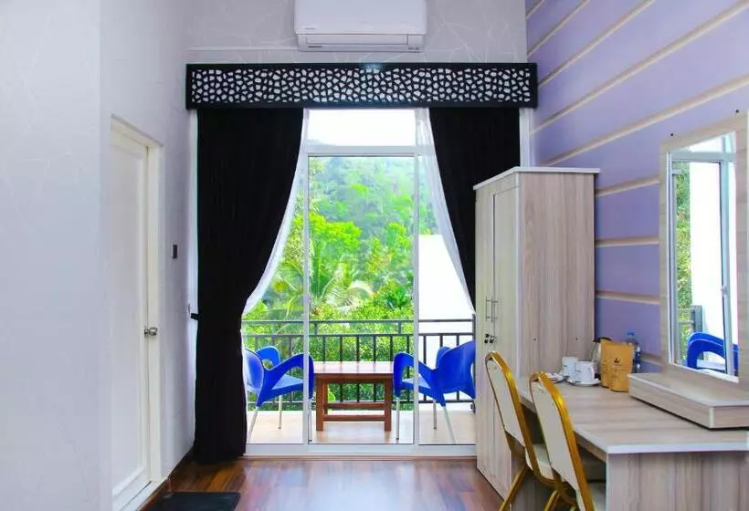 Hotelli Crown Regency  Badulla