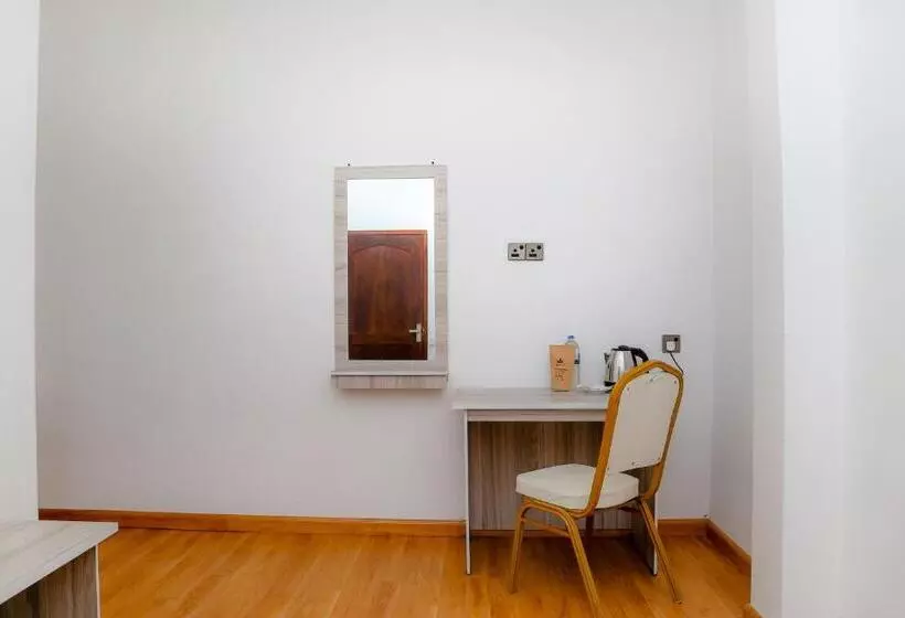 Hotelli Crown Regency  Badulla