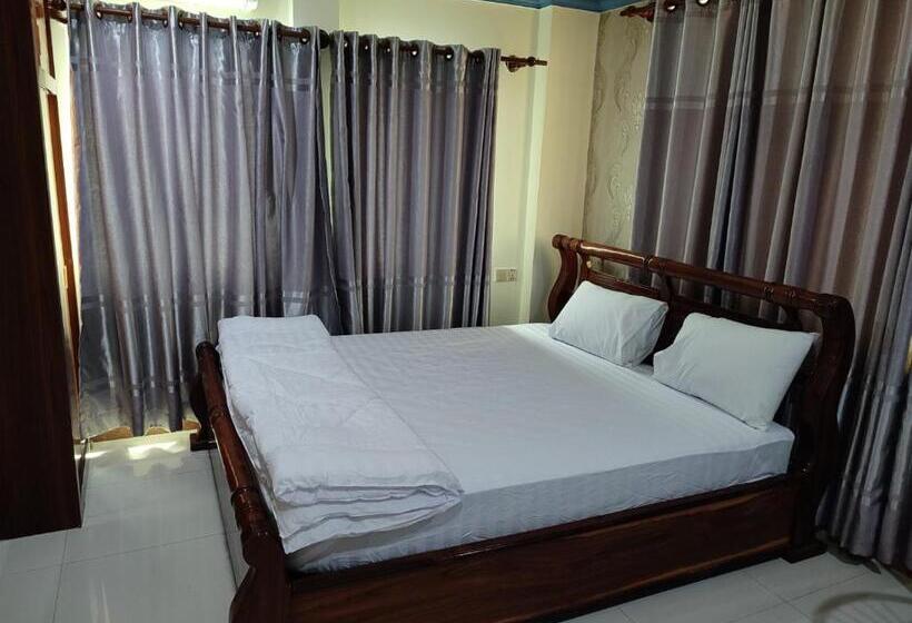 בית מלון כפרי Galaxy Indian