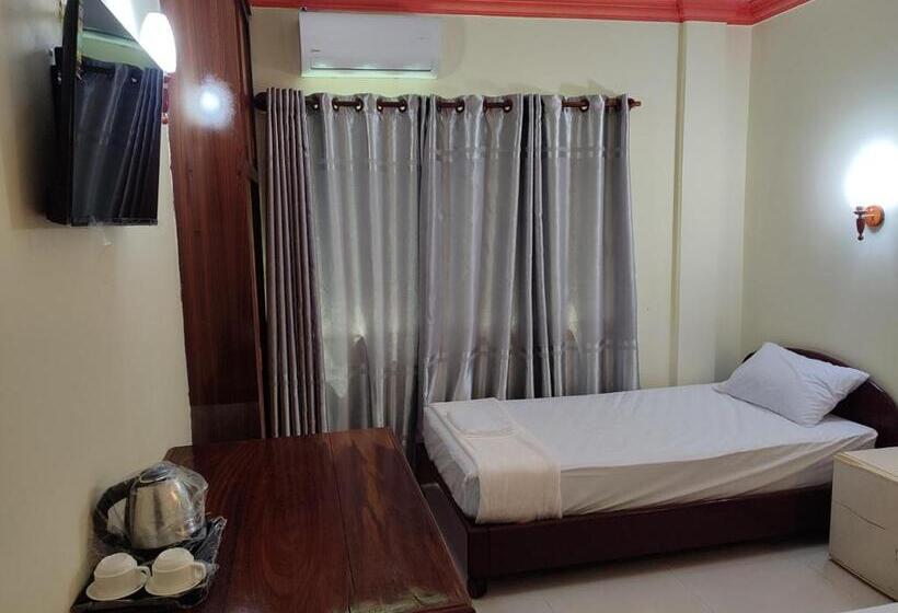 בית מלון כפרי Galaxy Indian