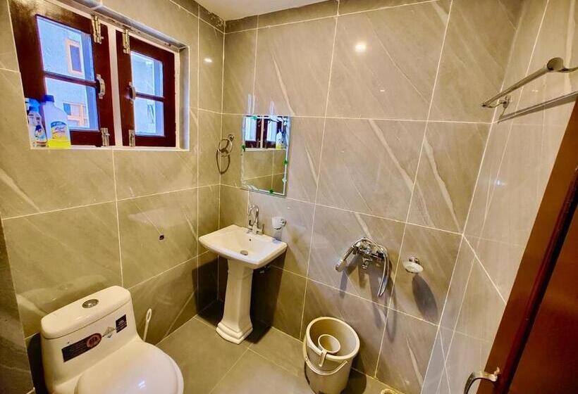 Hotel Lady Pahalgam Resort Operated By Zaara Resorts