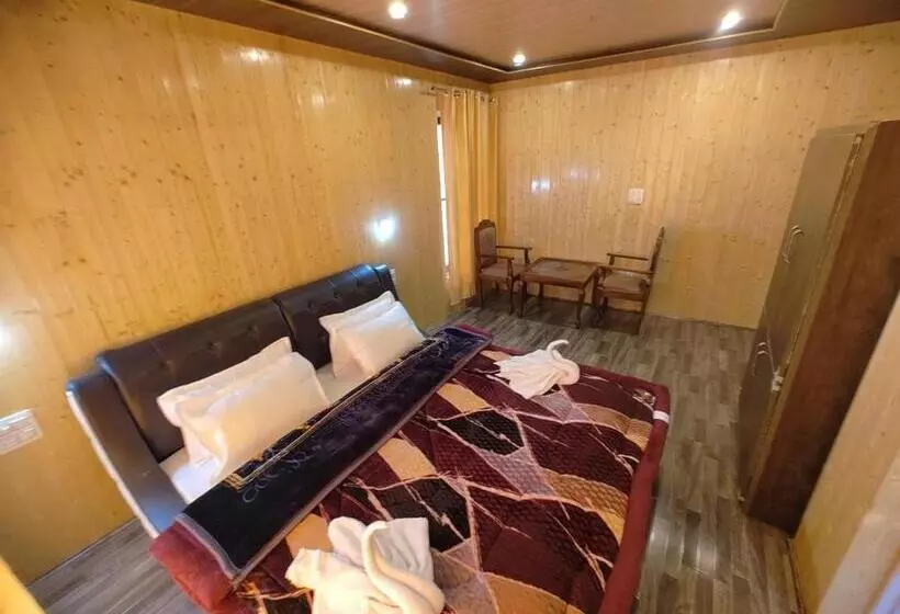 Hotelli Lady Pahalgam Resort Operated By Zaara Resorts