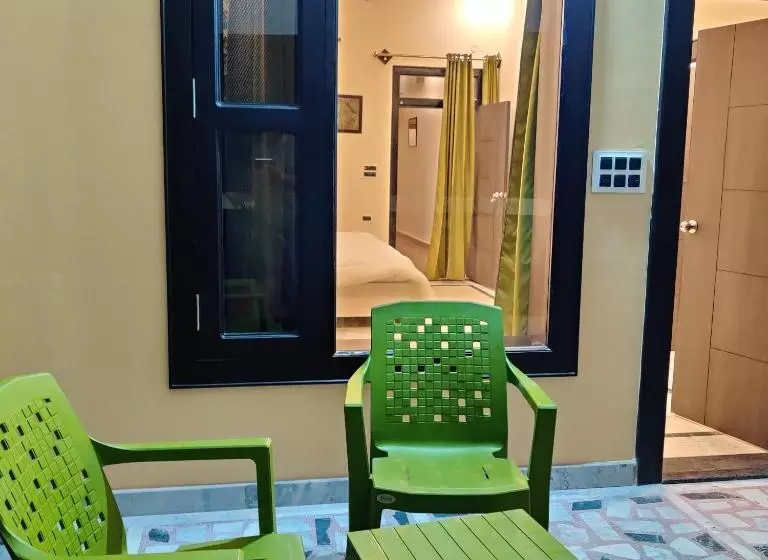 ホテル The Raarees Mountain View Cottage, Munnar   Nested In Nature S Lap