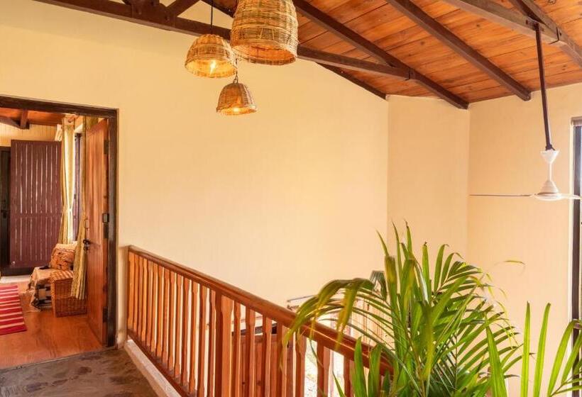 Hotel Sojourn With Nyoli 3bhk Villa