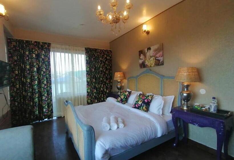 Hotel The Dancing Deer