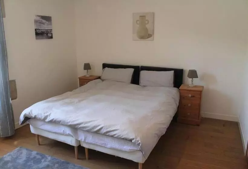 Hotelli Cha16   Nanteuil En Vallee   Touchbaudrand