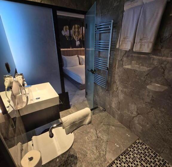 هتل Vojvoda Putnik