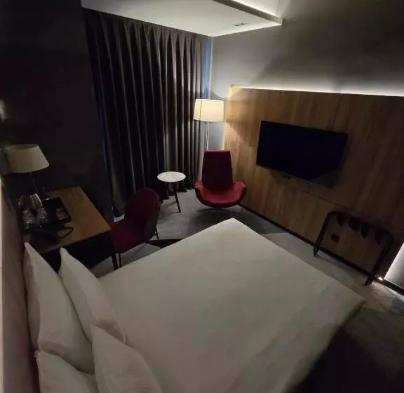 هتل Vojvoda Putnik