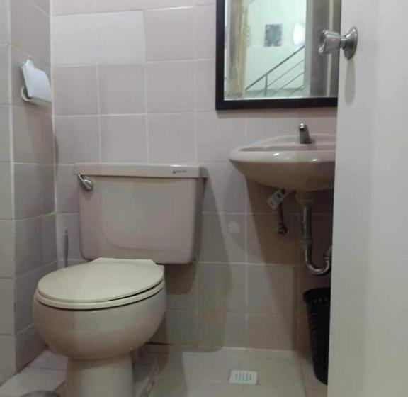 Mactan Oasis Garden 401