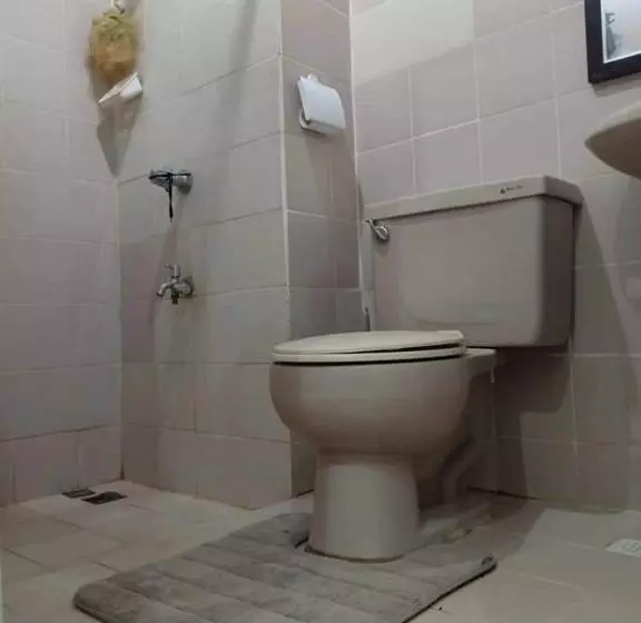 Mactan Oasis Garden 401