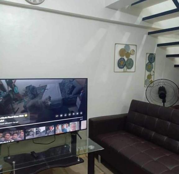 Mactan Oasis Garden 401