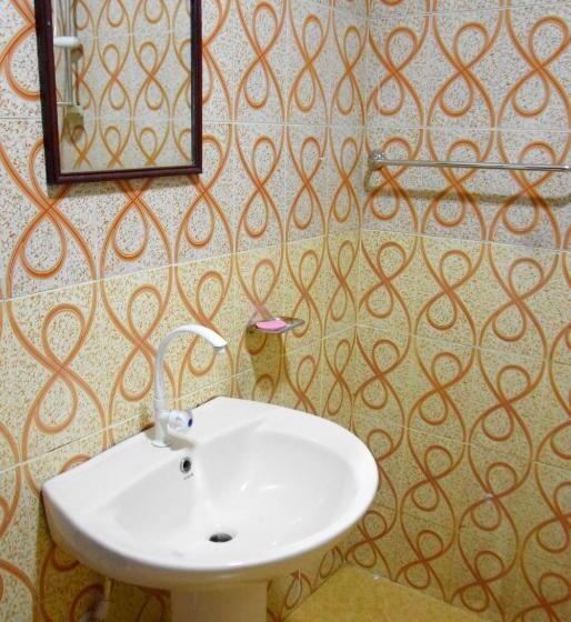 ペンション Brindha Room S