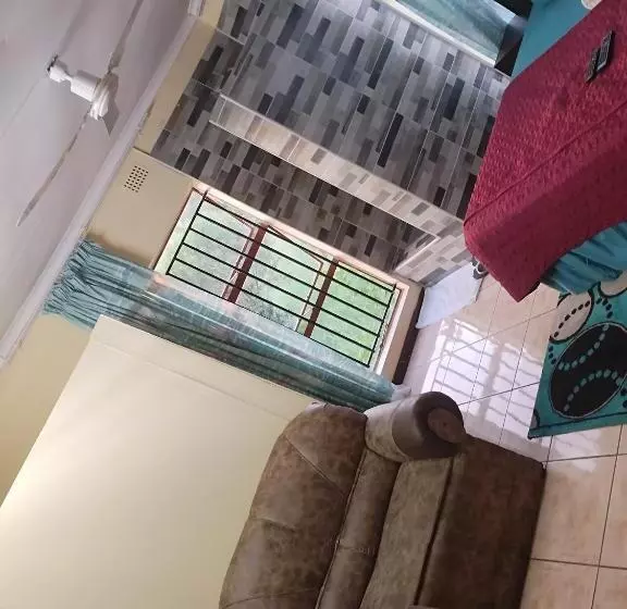 Majatalo Comfort Zone Guest House