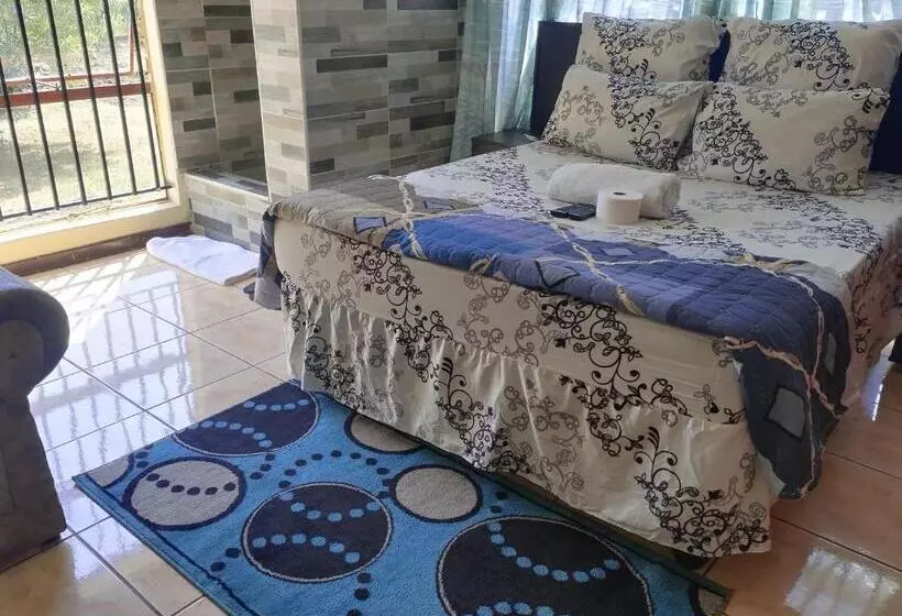 Majatalo Comfort Zone Guest House