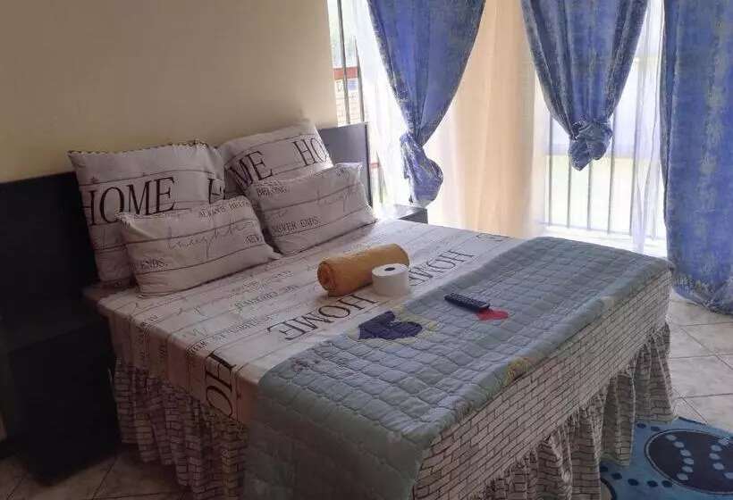 Majatalo Comfort Zone Guest House